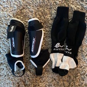 Little Kid Sporteck shin pads and soccer socks